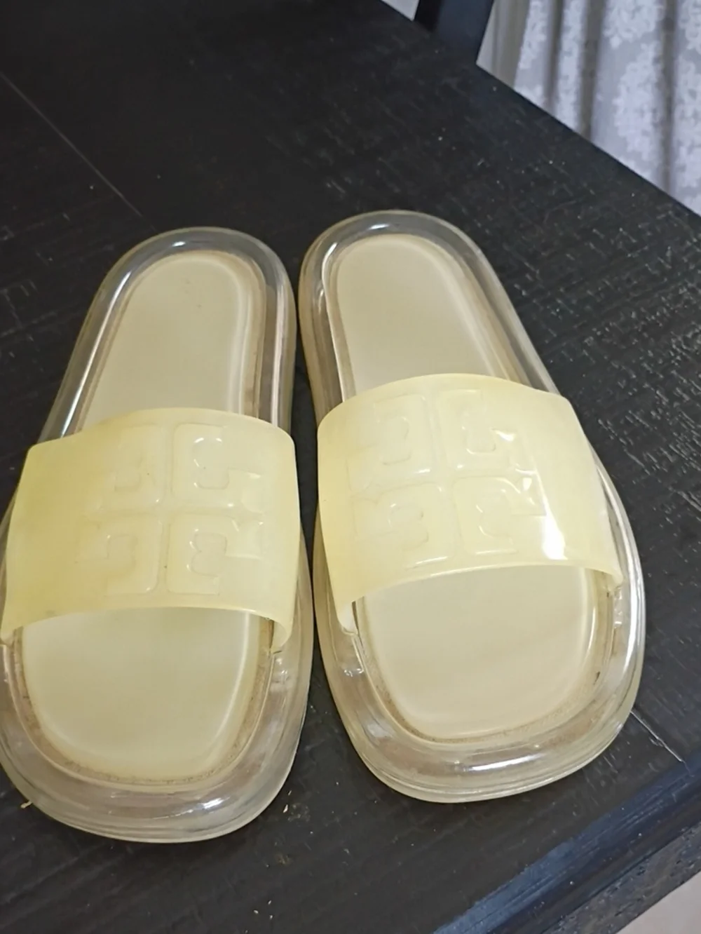 Tory Burch Clear Cream Bubble Jelly Slide Sandals